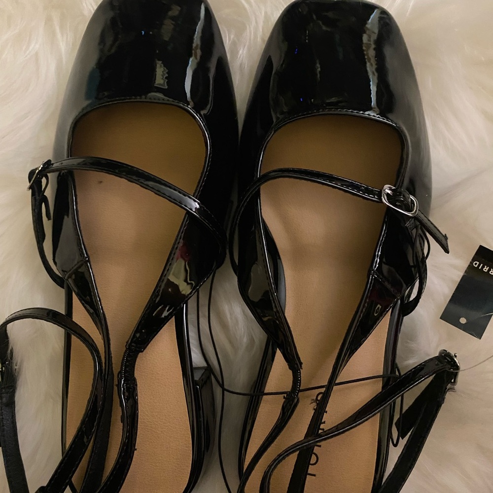 Black Patent Leather Women's Shoes